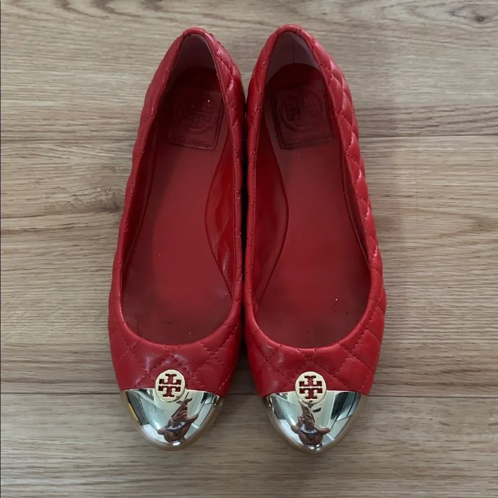 Tory Burch almost new